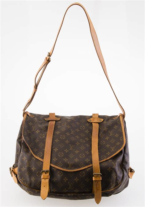 louis vuitton saumur 40|Louis Vuitton saumur slingbag.